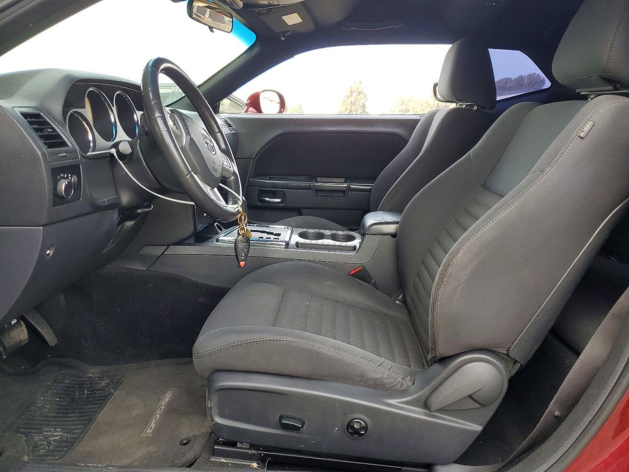 2014 Dodge Challenger Sxt - zdjęcie 7