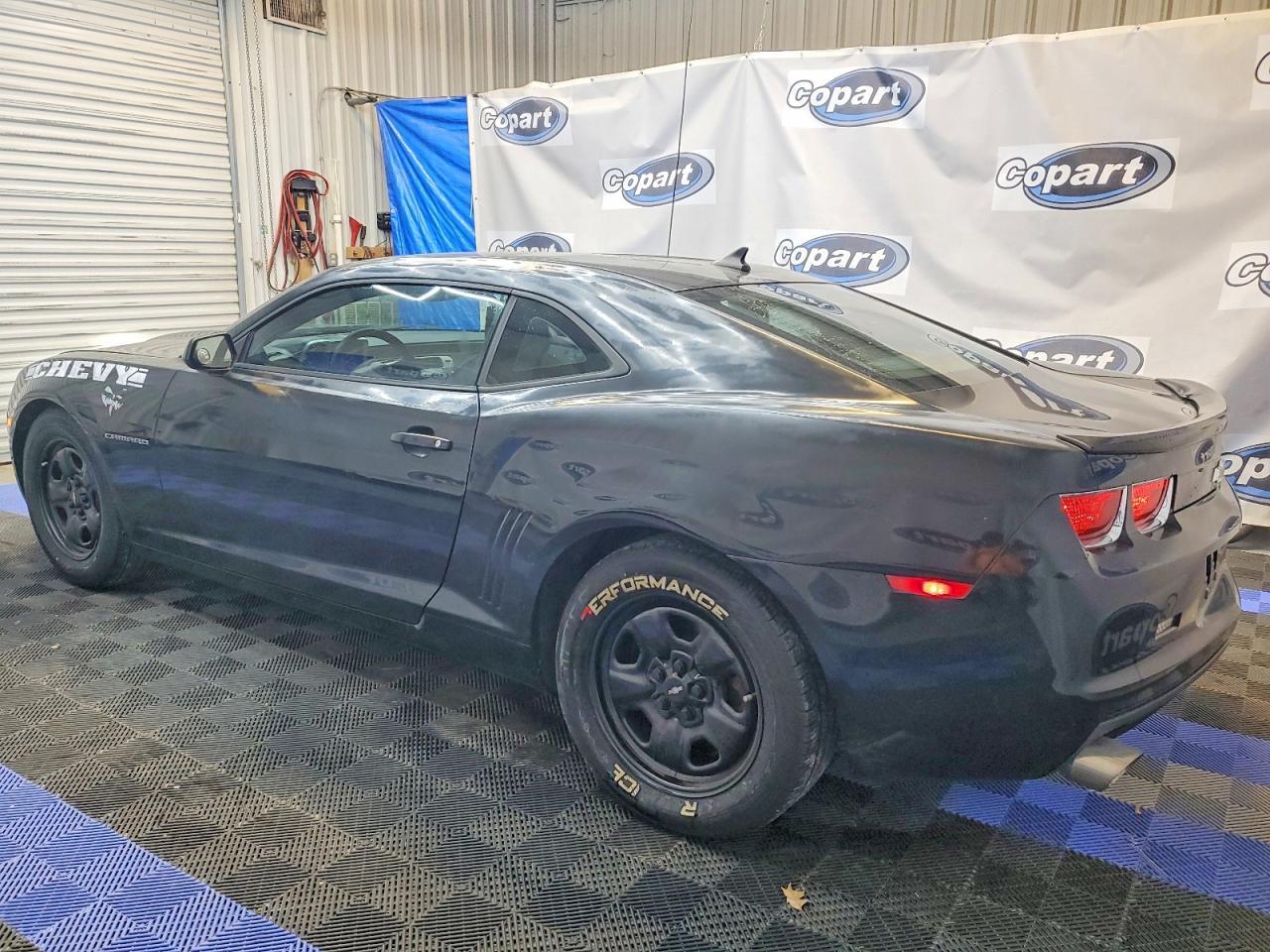 2013 Chevrolet Camaro Ls - zdjęcie 2