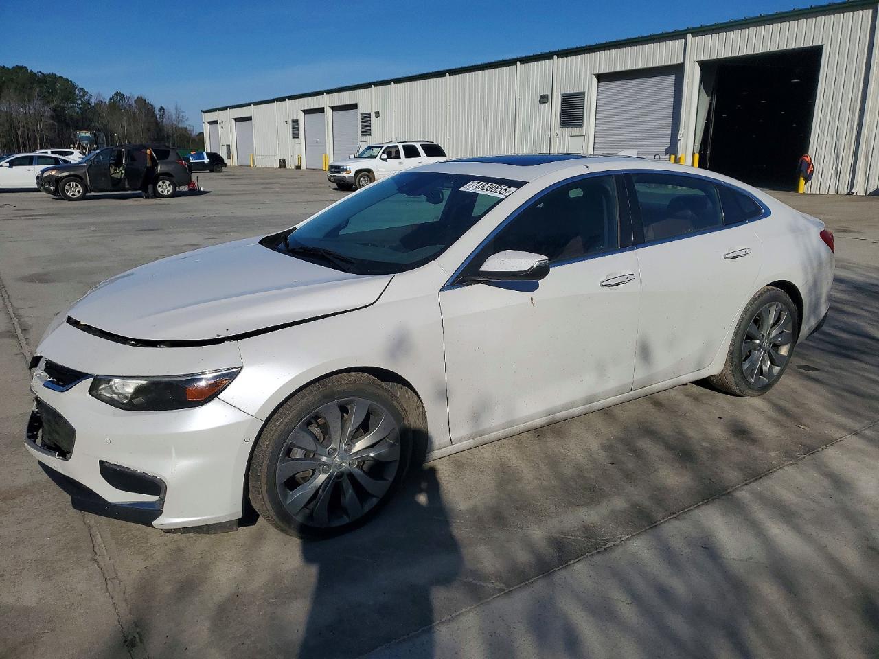 2017 Chevrolet Malibu Premier - zdjęcie główne