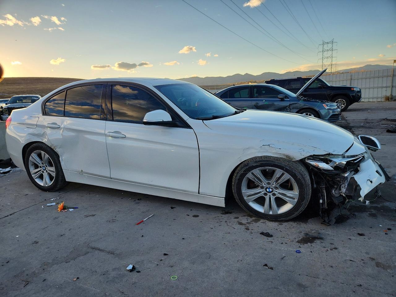 BMW Seria 3 - zdjęcie 4