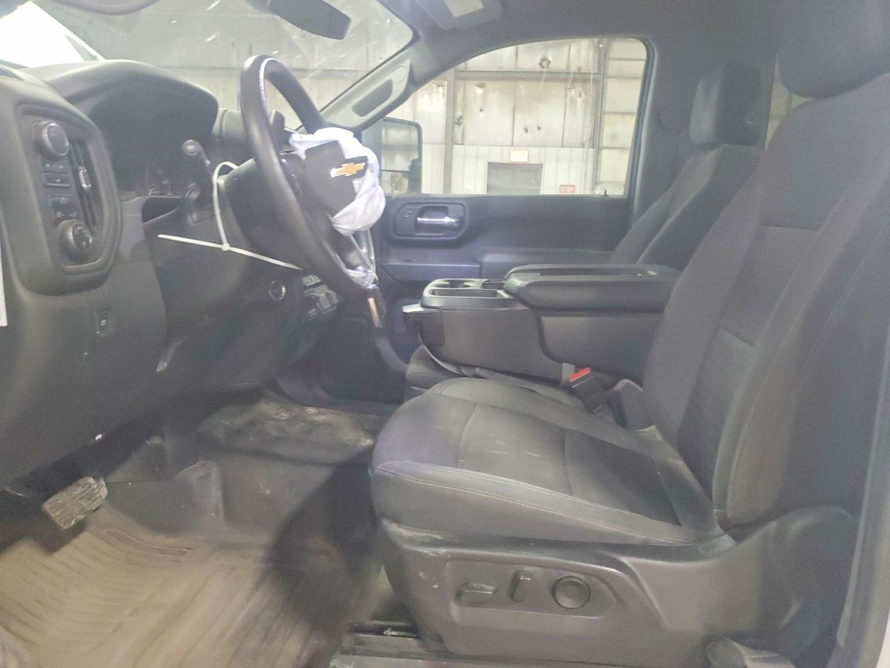 2024 Chevrolet Silverado K3500 - zdjęcie 7