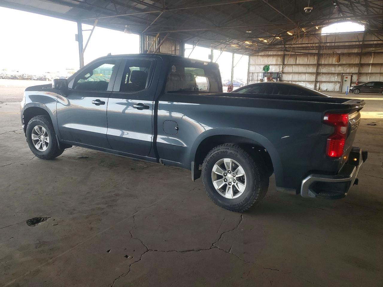 2019 Chevrolet Silverado C1500 Lt - zdjęcie 2