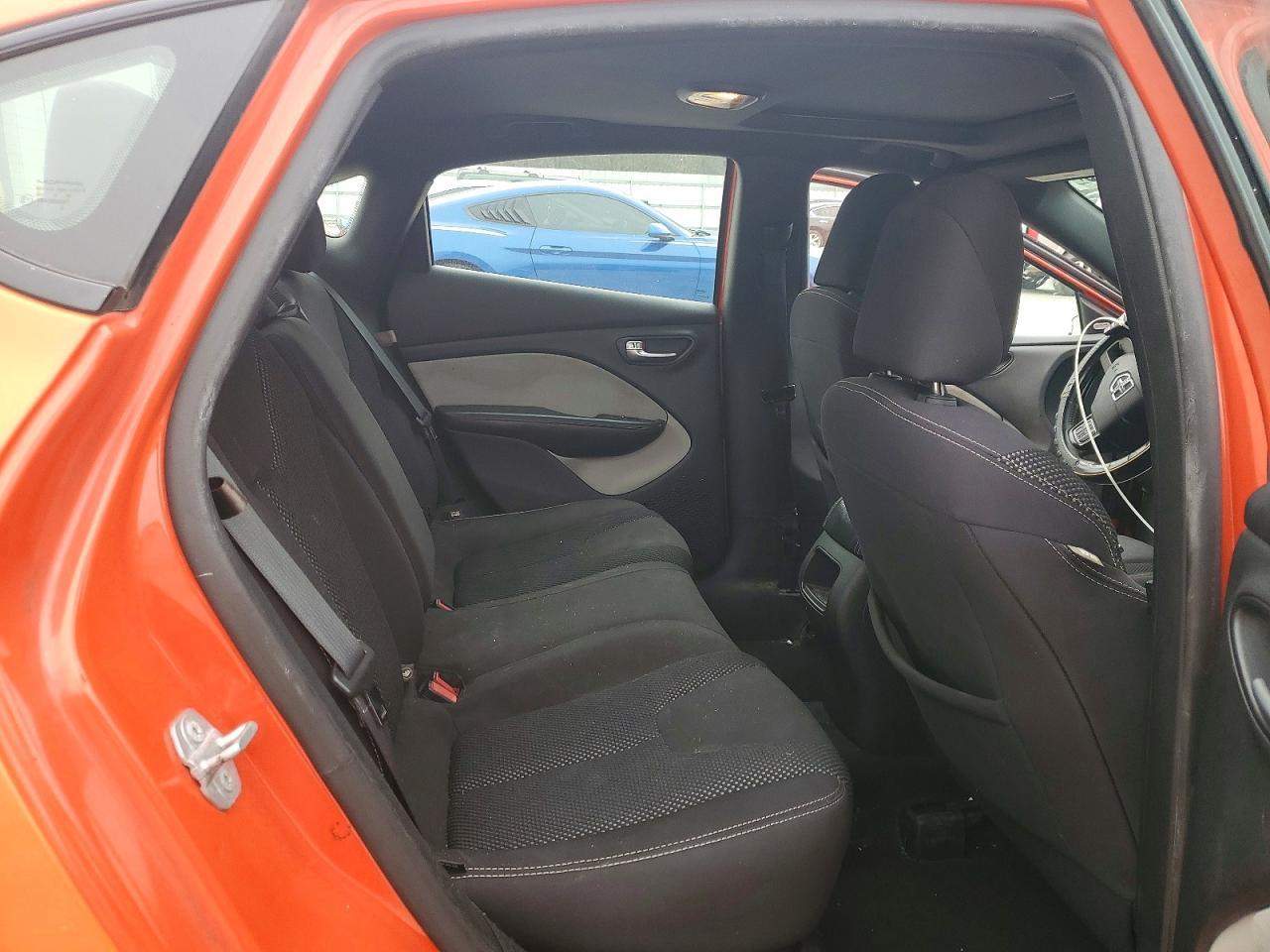 2015 Dodge Dart Sxt - zdjęcie 10