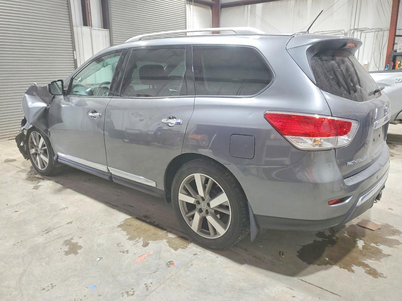 2016 Nissan Pathfinder S - zdjęcie 2