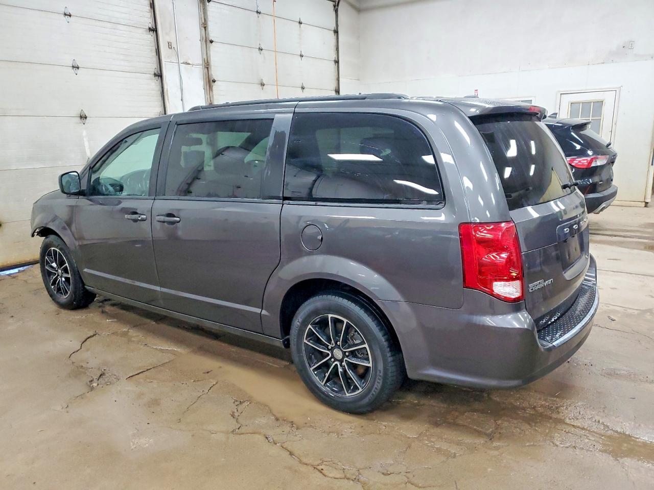 2018 Dodge Grand Caravan Gt - zdjęcie 2