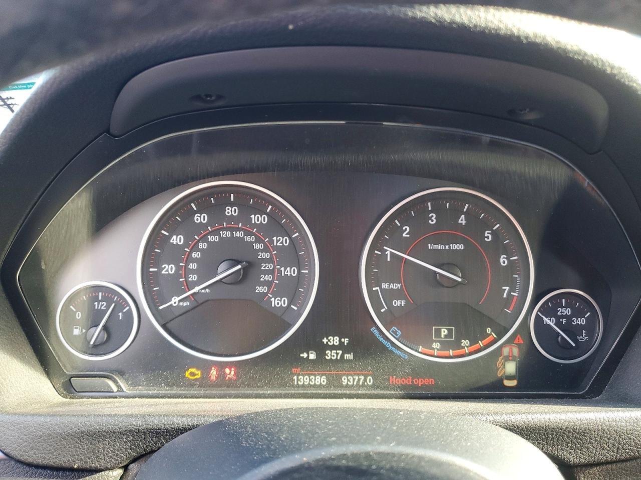 2017 BMW 330 Xi - zdjęcie 9