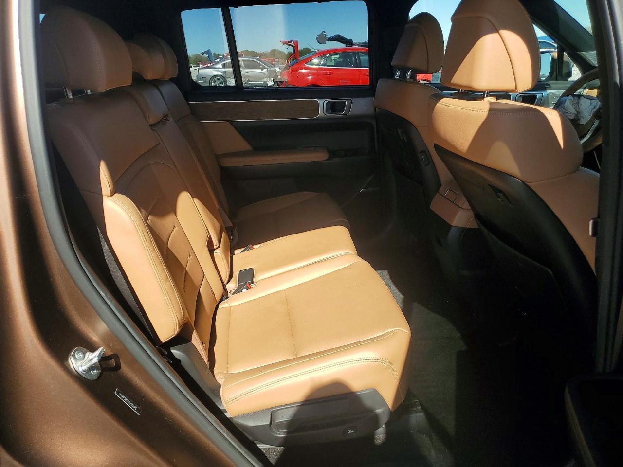 2024 Hyundai Santa Fe Limited - zdjęcie 10