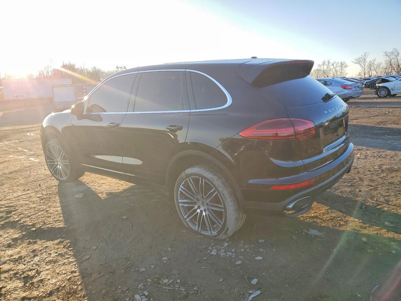 2016 Porsche Cayenne - zdjęcie 2