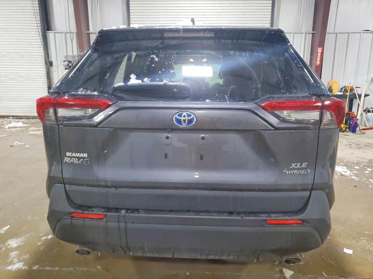 2021 Toyota Rav4 Hybrid Xle - zdjęcie 6