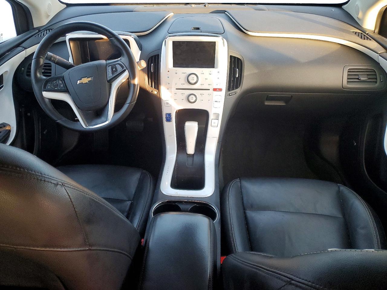 2013 Chevrolet Volt - zdjęcie 8