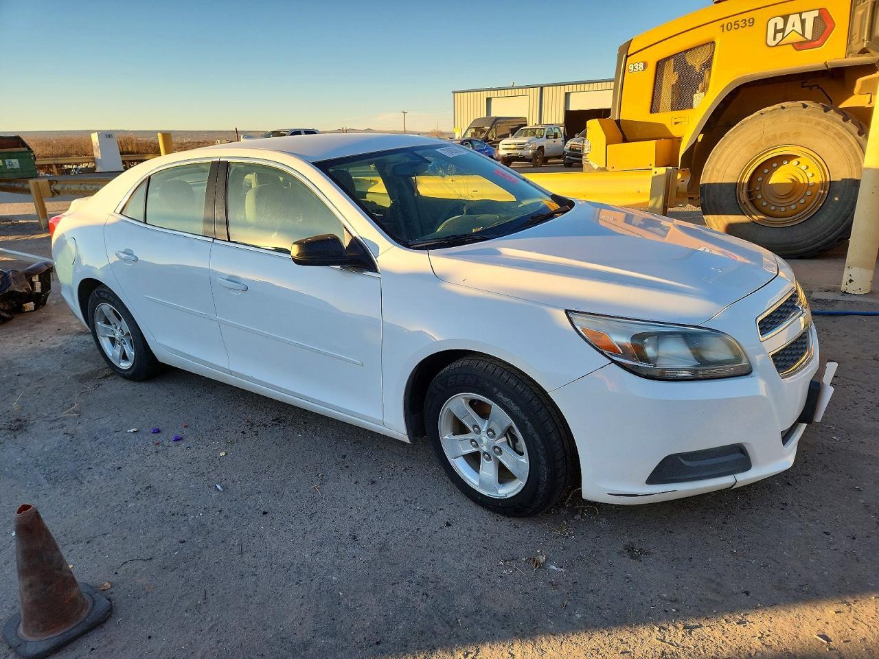 2013 Chevrolet Malibu Ls - zdjęcie 4