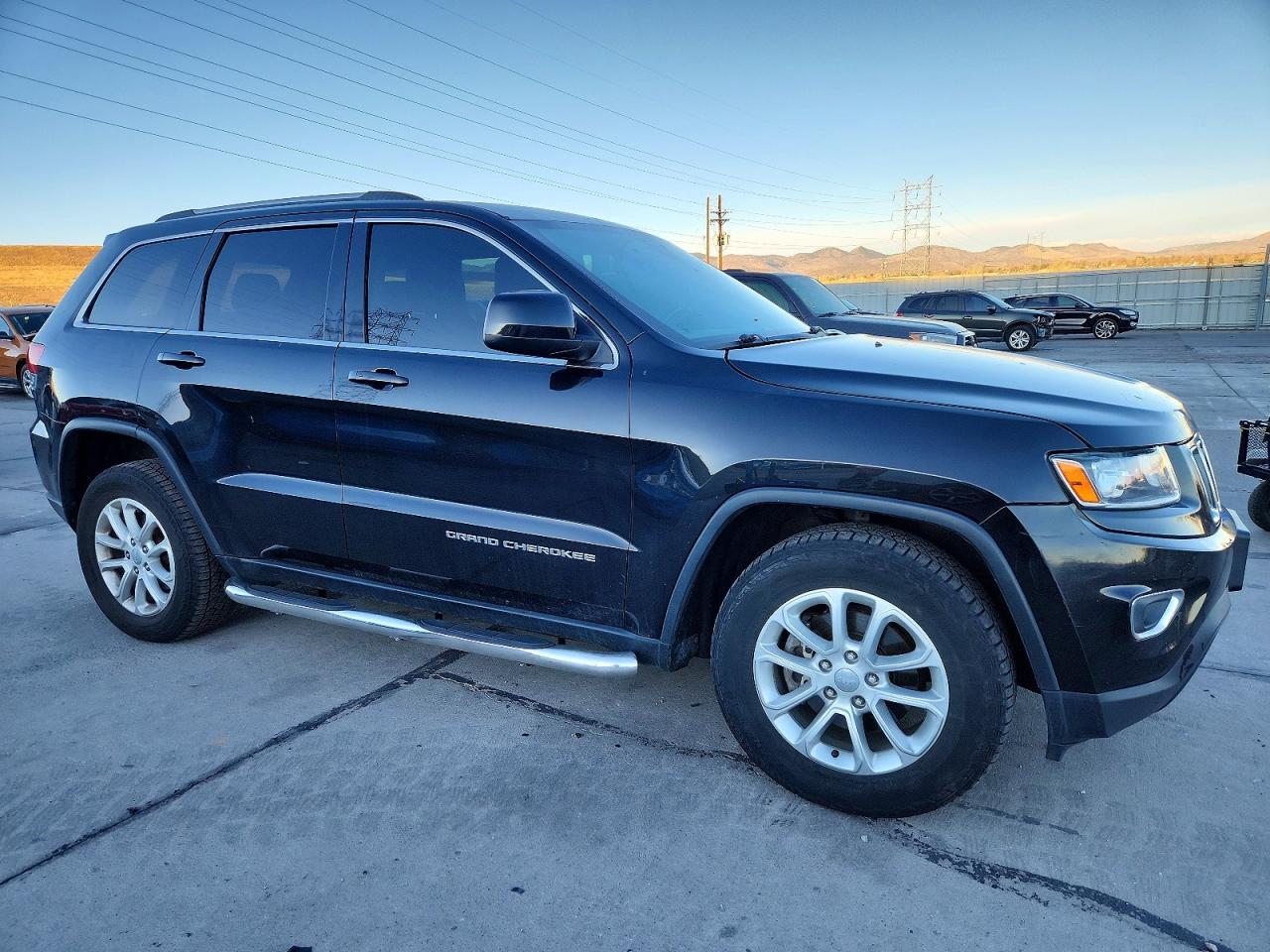 2014 Jeep Grand Cherokee Laredo - zdjęcie 4