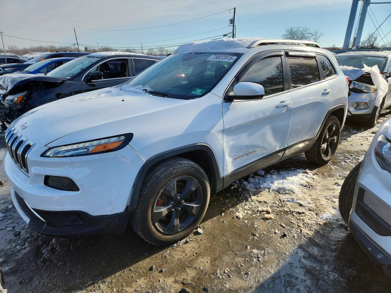 2015 Jeep Cherokee Latitude - zdjęcie główne