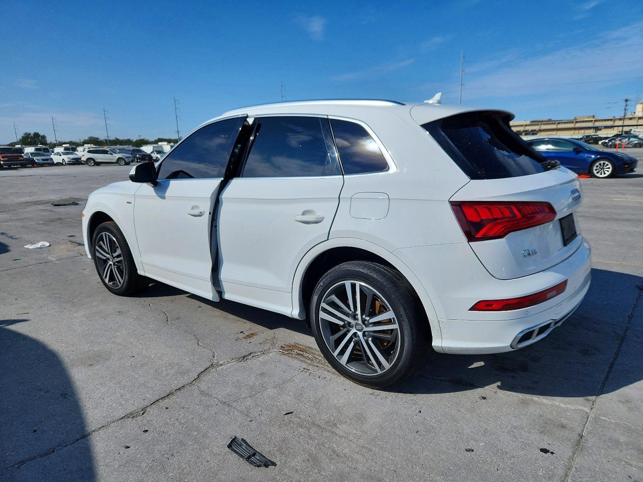 2020 Audi Q5 E Premium Plus - zdjęcie 2