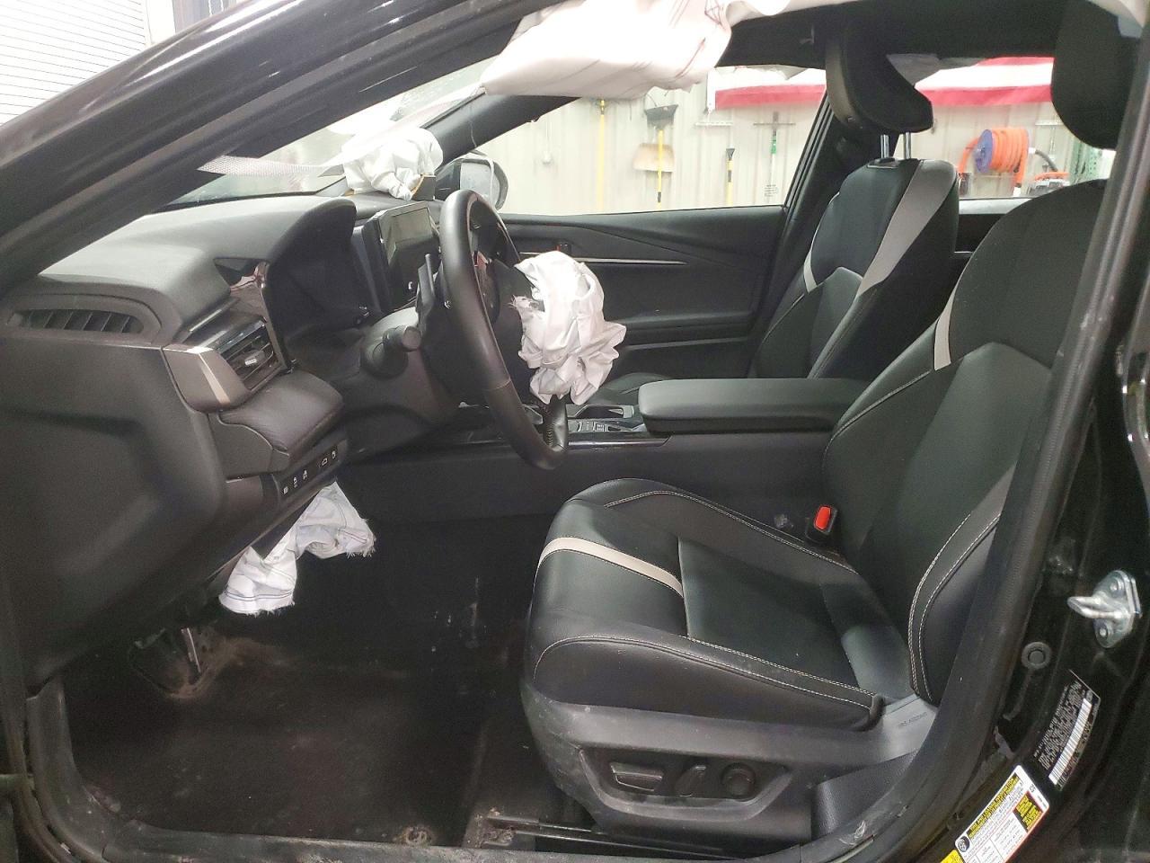 2025 Toyota Camry Xse - zdjęcie 7