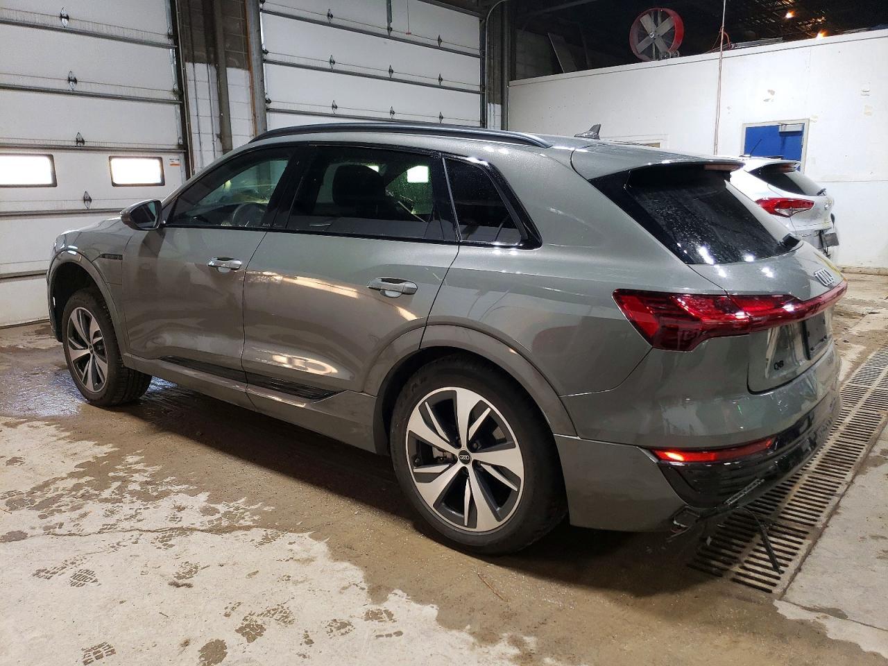 2024 Audi Q8 E-Tron Premium - zdjęcie 2