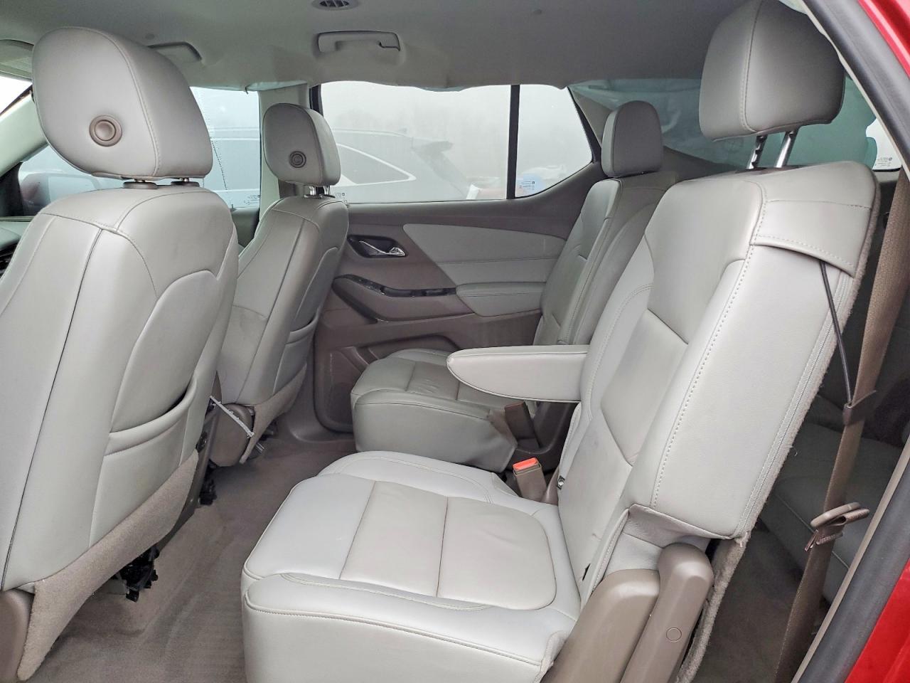 2020 Chevrolet Traverse Lt - zdjęcie 11