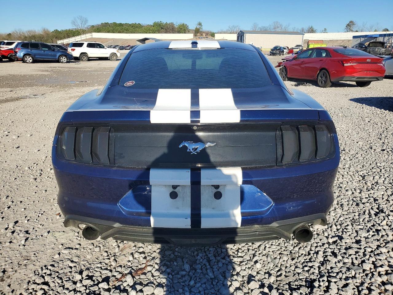 2019 Ford Mustang - zdjęcie 6