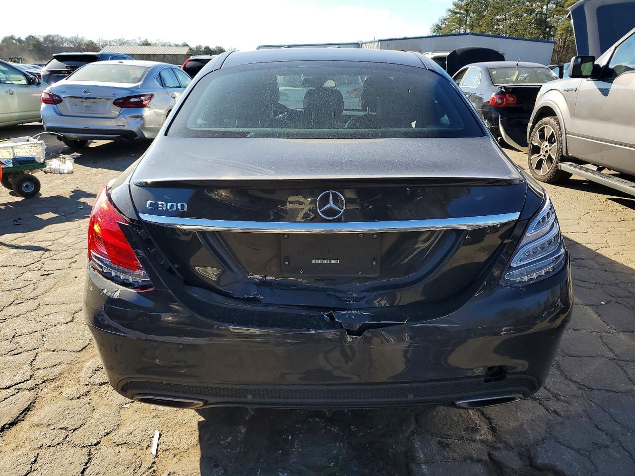 2016 Mercedes-Benz C 300 - zdjęcie 6