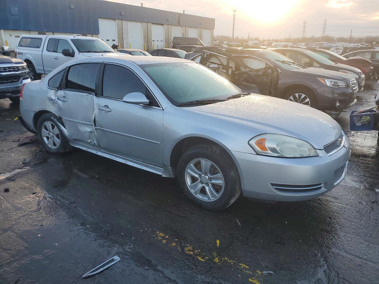 2013 Chevrolet Impala Ls - zdjęcie 4