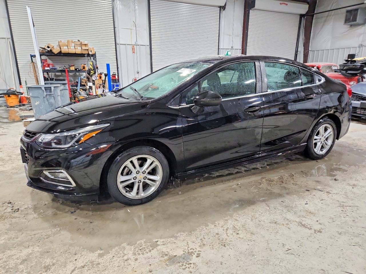 2017 Chevrolet Cruze Lt - zdjęcie główne