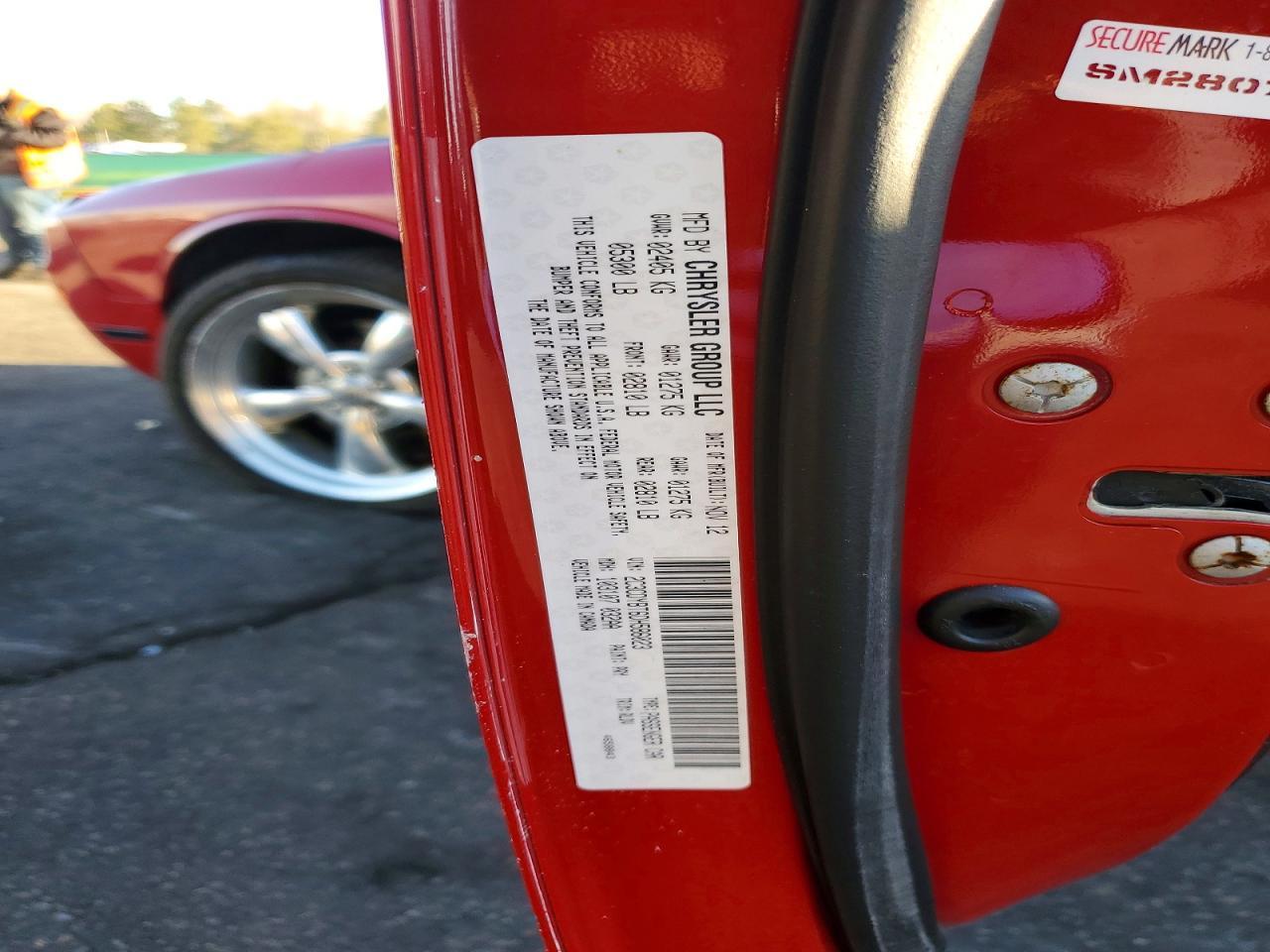 2013 Dodge Challenger R/T - zdjęcie 12