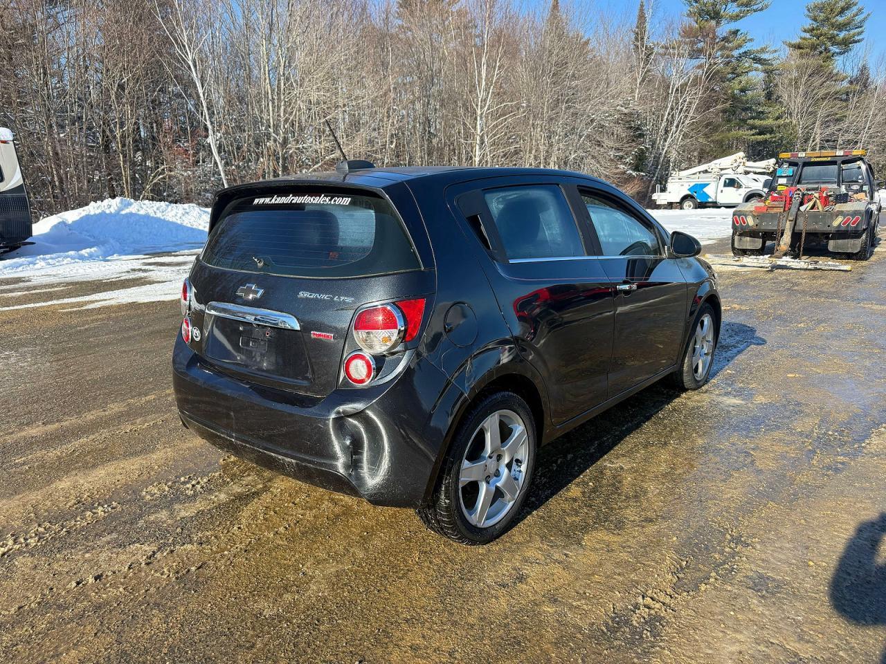 2015 Chevrolet Sonic Ltz - zdjęcie 4
