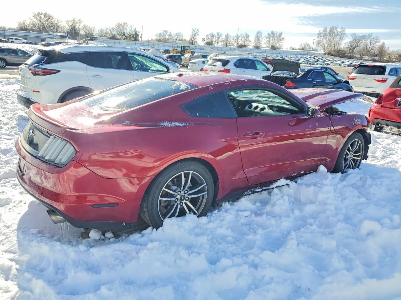 2016 Ford Mustang - zdjęcie 3