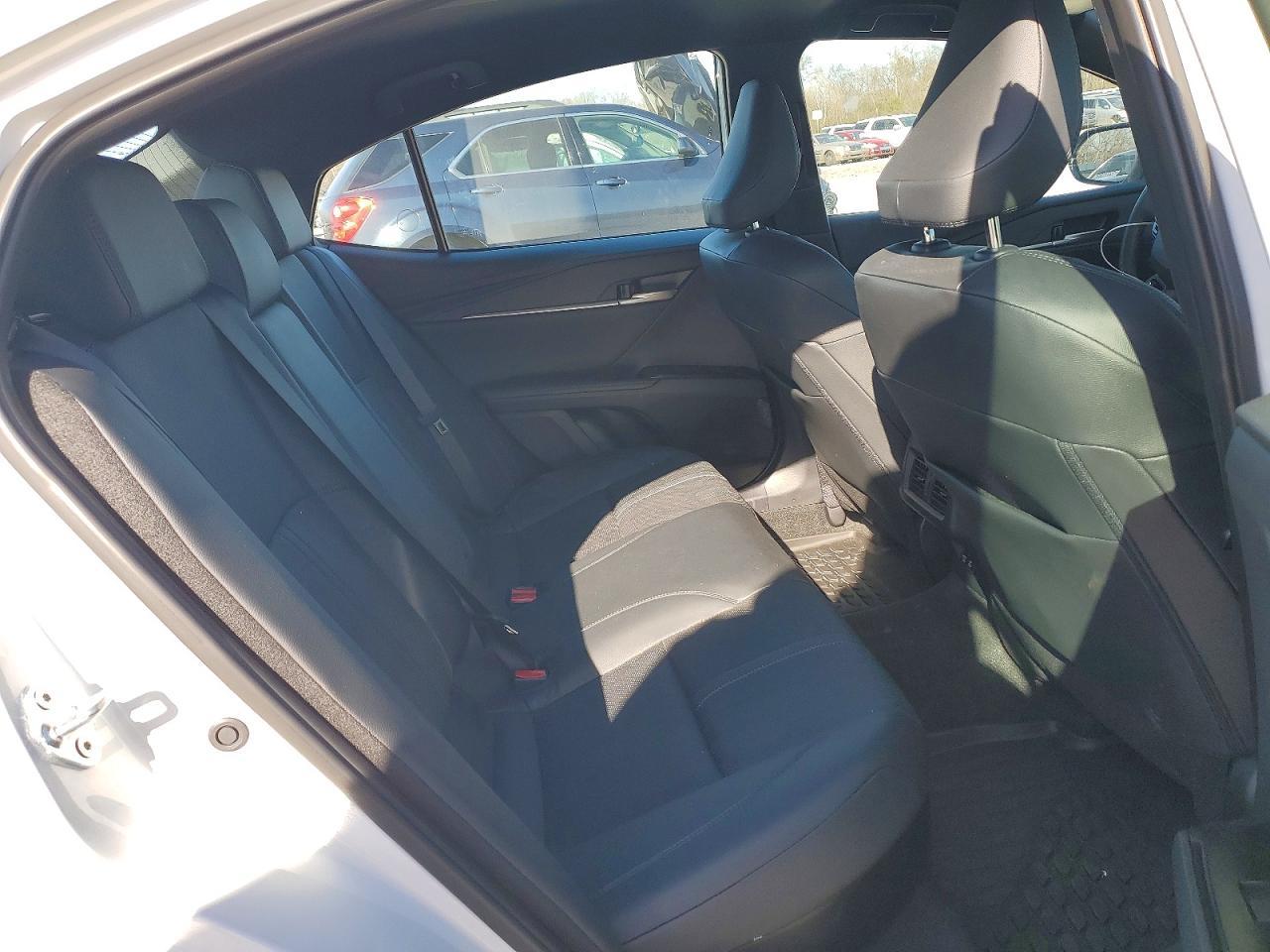 2025 Toyota Camry Xse - zdjęcie 10