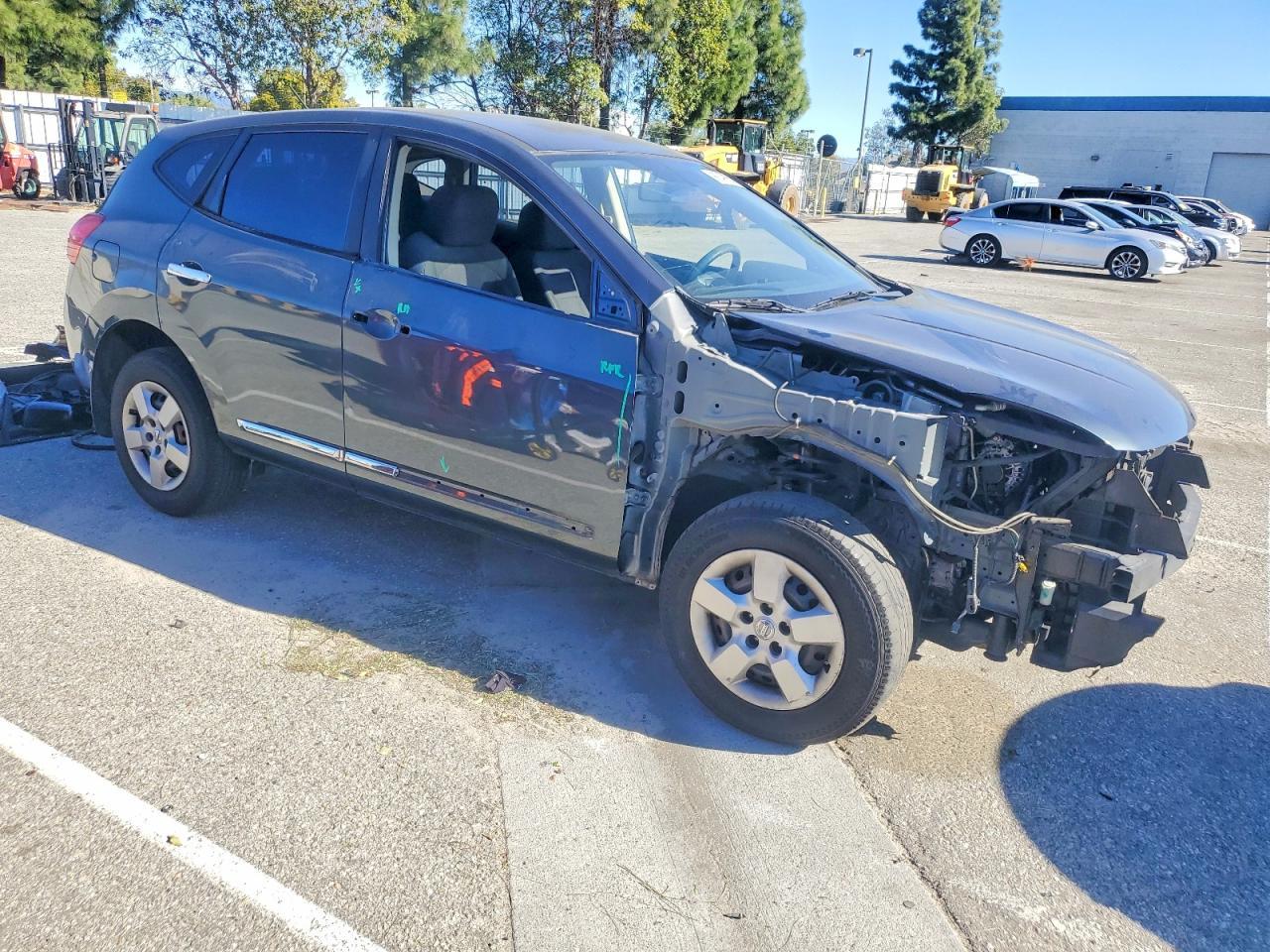 2014 Nissan Rogue Select S - zdjęcie 4