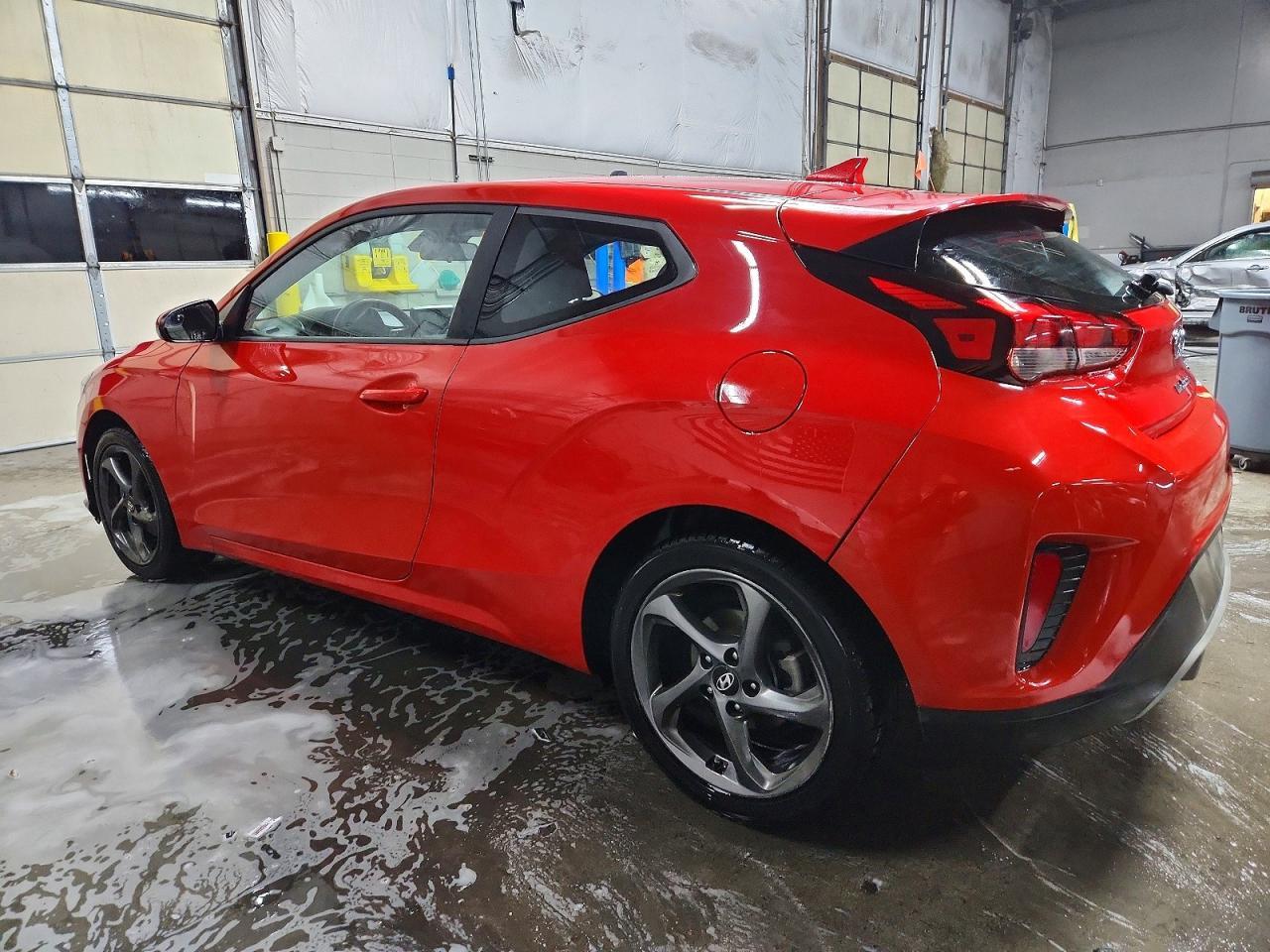 2019 Hyundai Veloster Base - zdjęcie 2