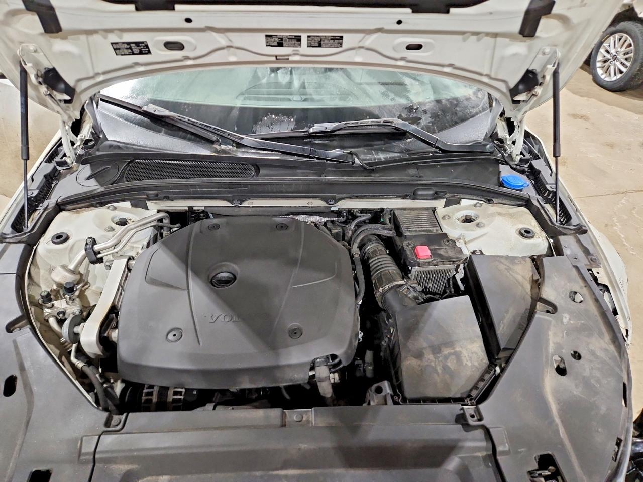 2019 Volvo V90 T6 R-Design - zdjęcie 11