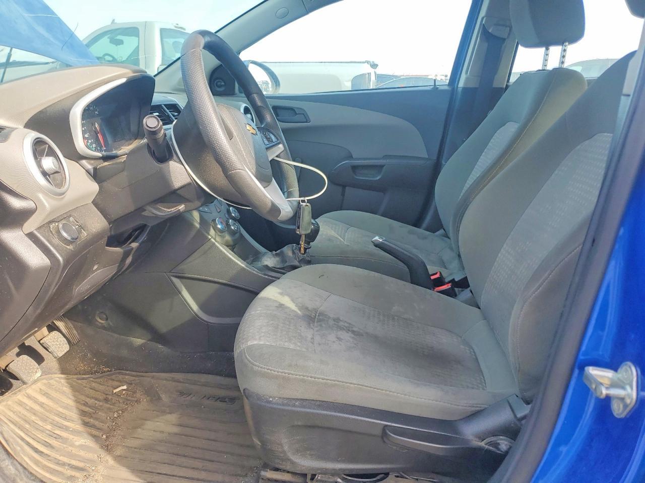 2017 Chevrolet Sonic Ls - zdjęcie 7