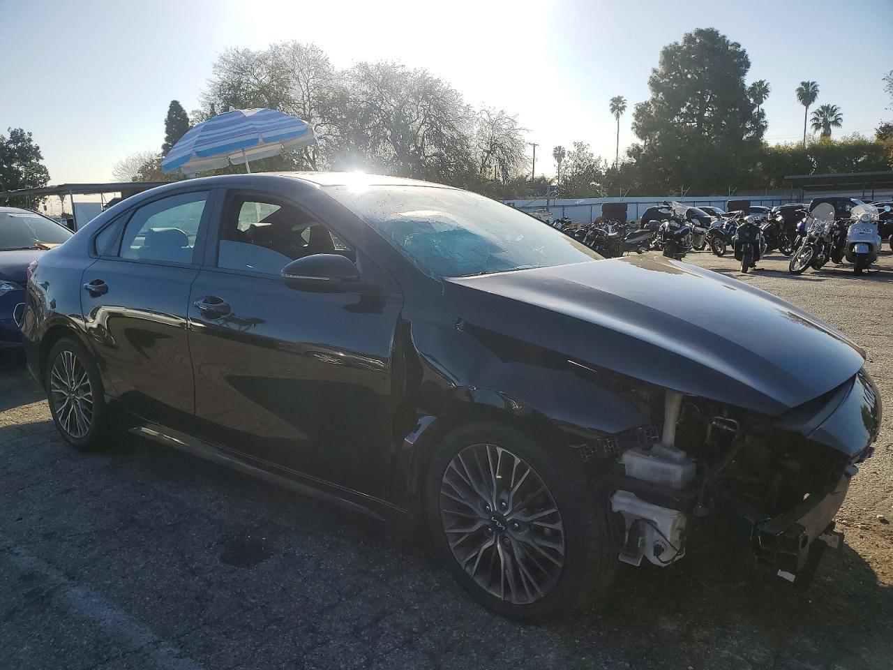 2023 Kia Forte Gt-Line - zdjęcie 4