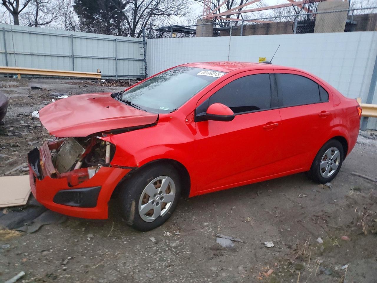 2015 Chevrolet Sonic Ls - zdjęcie główne