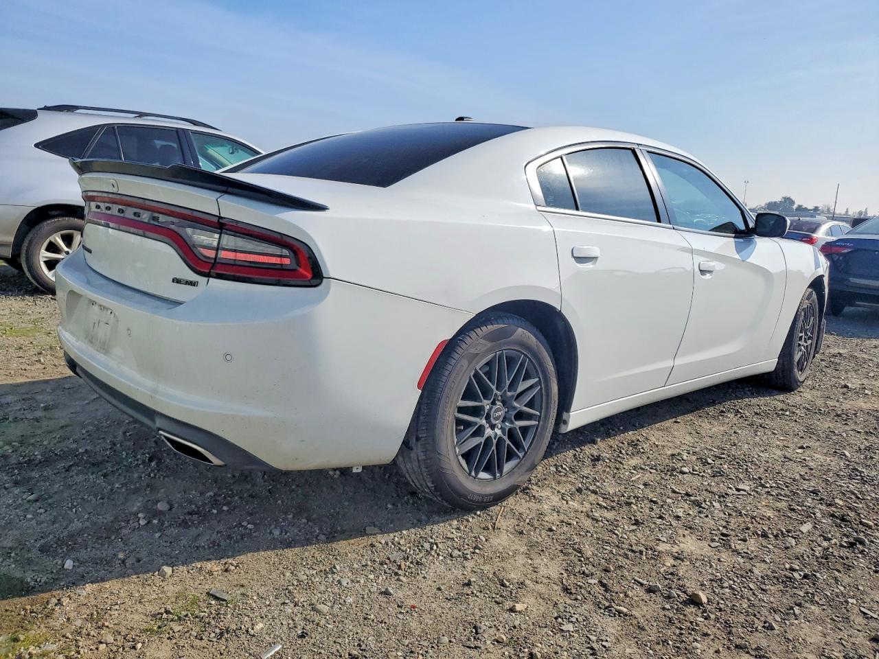 2019 Dodge Charger Sxt - zdjęcie 3