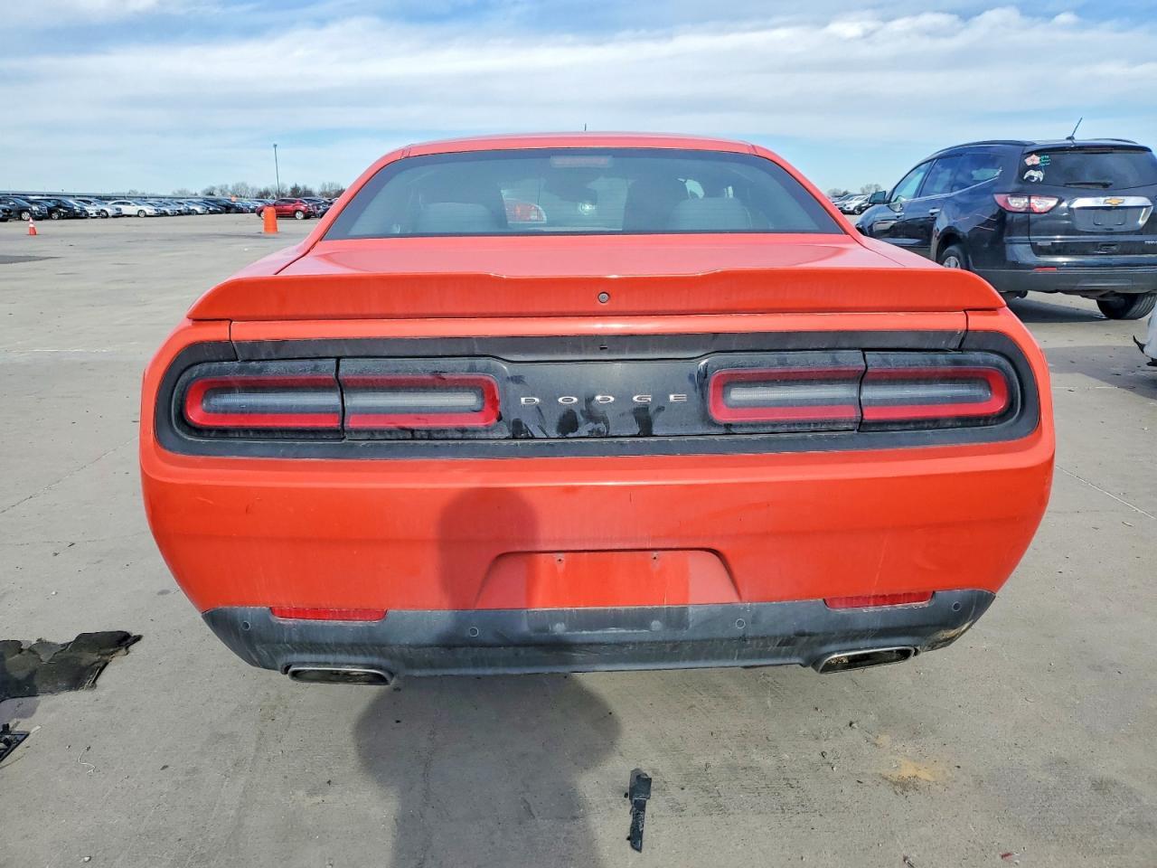 2016 Dodge Challenger Sxt - zdjęcie 6