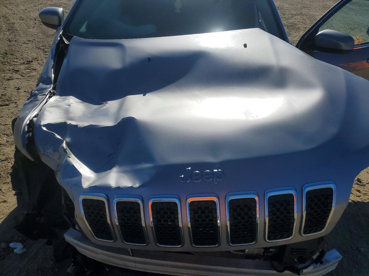2019 Jeep Cherokee Latitude - zdjęcie 12