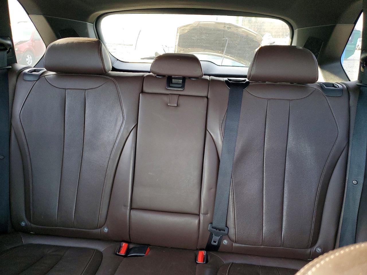 2016 BMW X5 xDrive35D - zdjęcie 10