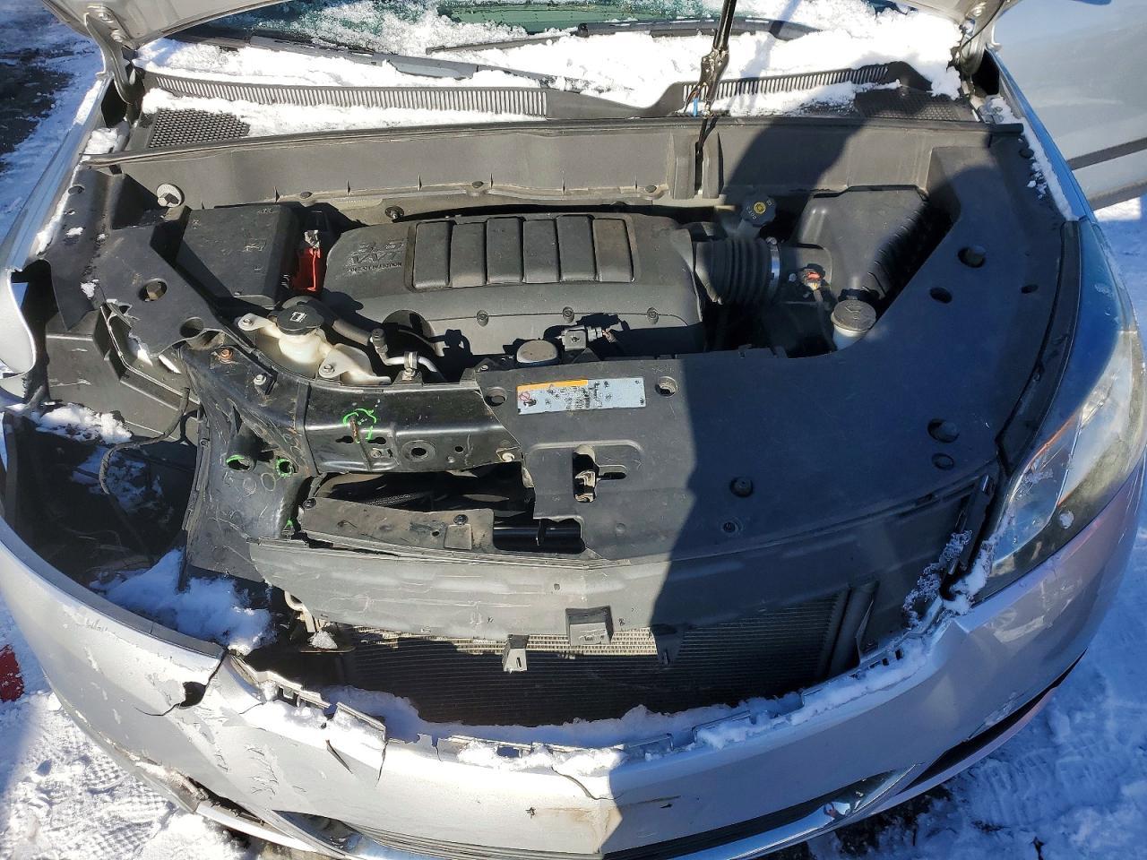 2017 Chevrolet Traverse Ls - zdjęcie 12