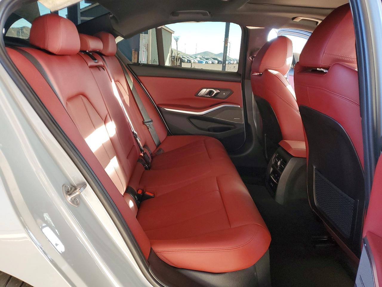 2023 BMW M340I - zdjęcie 10