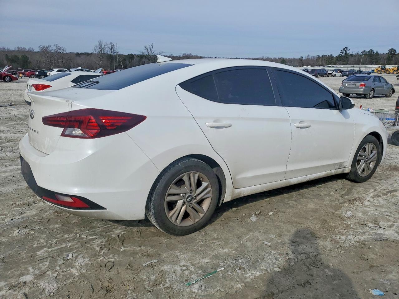 2020 Hyundai Elantra Sel - zdjęcie 3