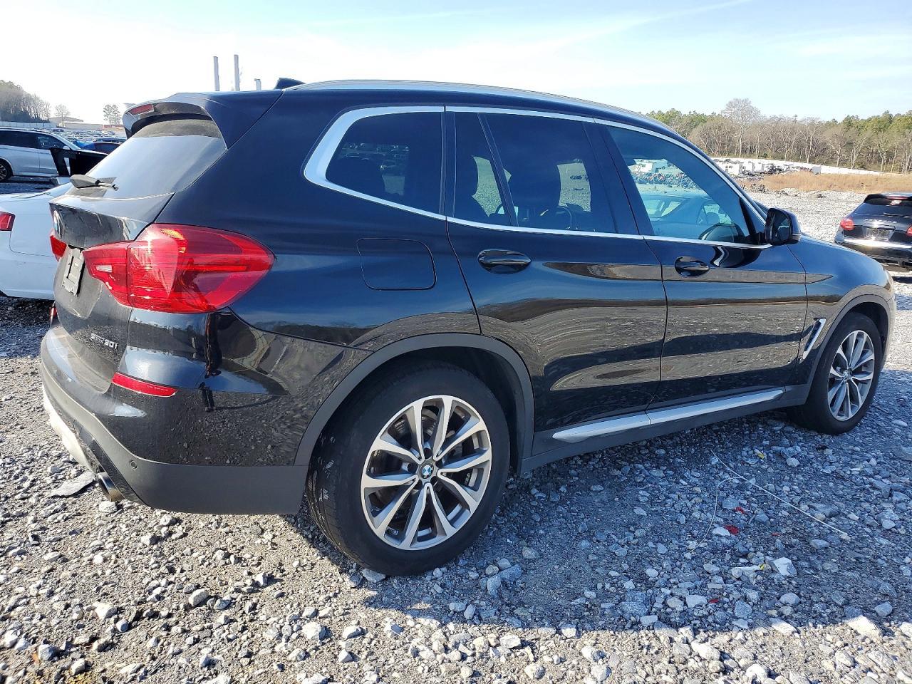 2019 BMW X3 Sdrive30I - zdjęcie 3