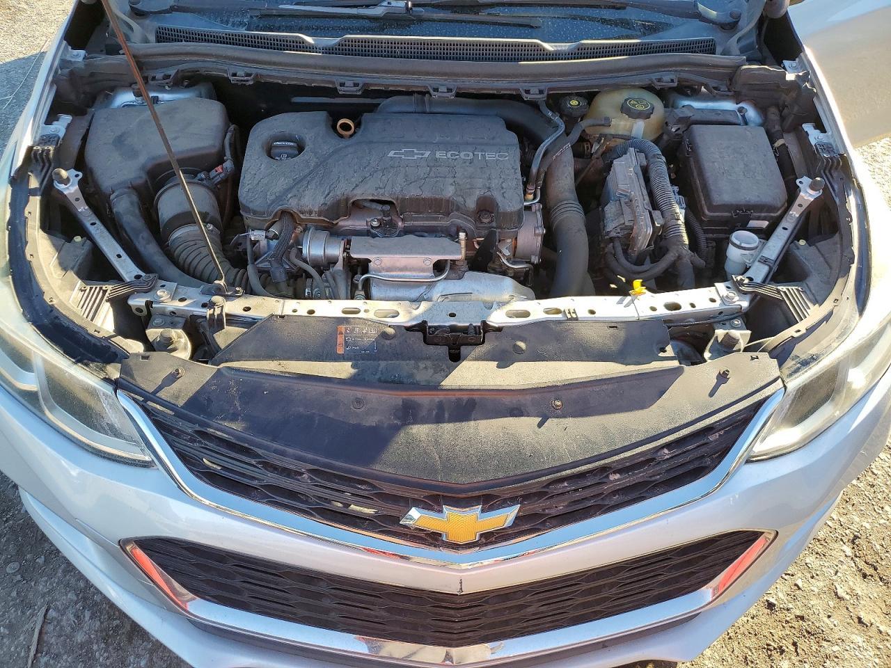 2017 Chevrolet Cruze Ls - zdjęcie 11