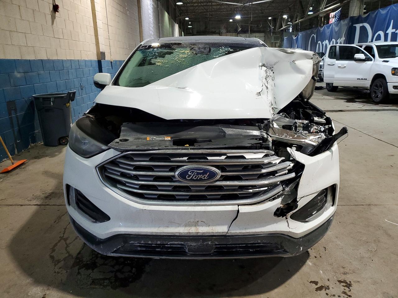 2019 Ford Edge Sel - zdjęcie 5