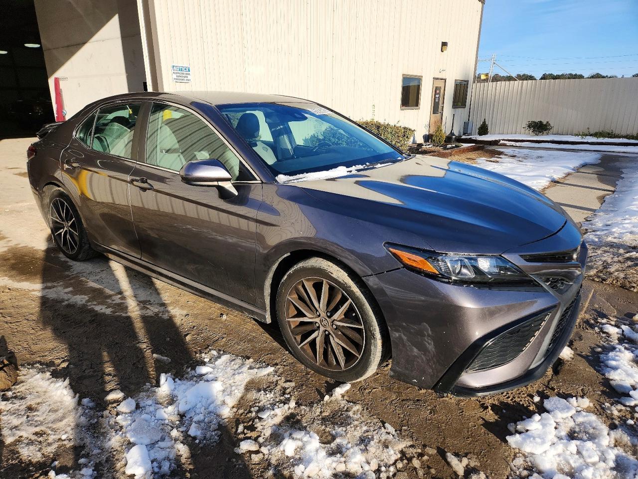 2021 Toyota Camry Se - zdjęcie 4