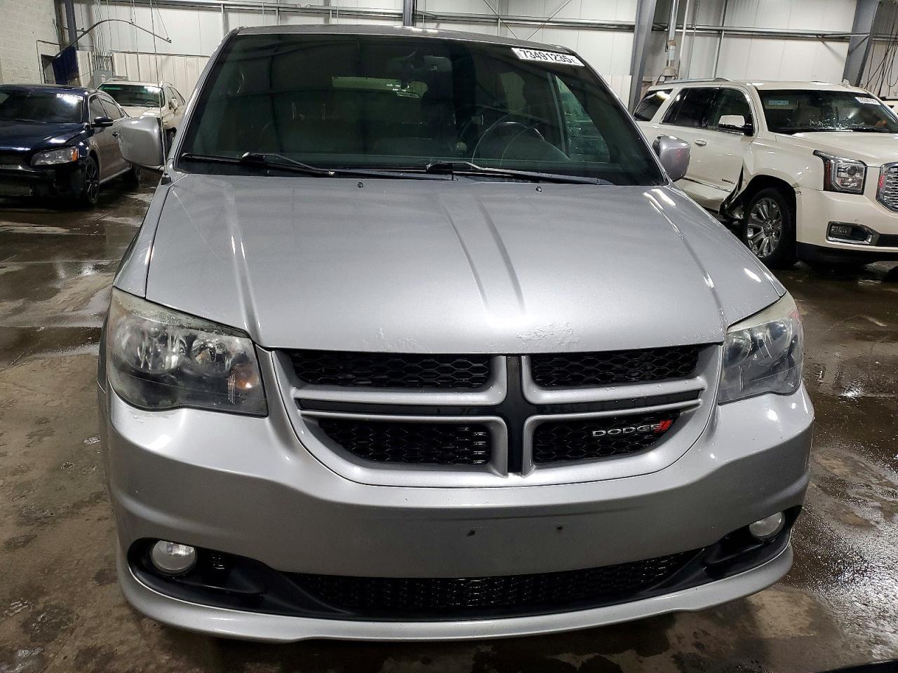 2014 Dodge Grand Caravan R/T - zdjęcie 5
