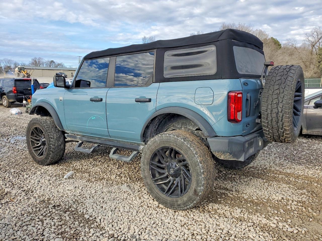 2021 Ford Bronco Base - zdjęcie 2