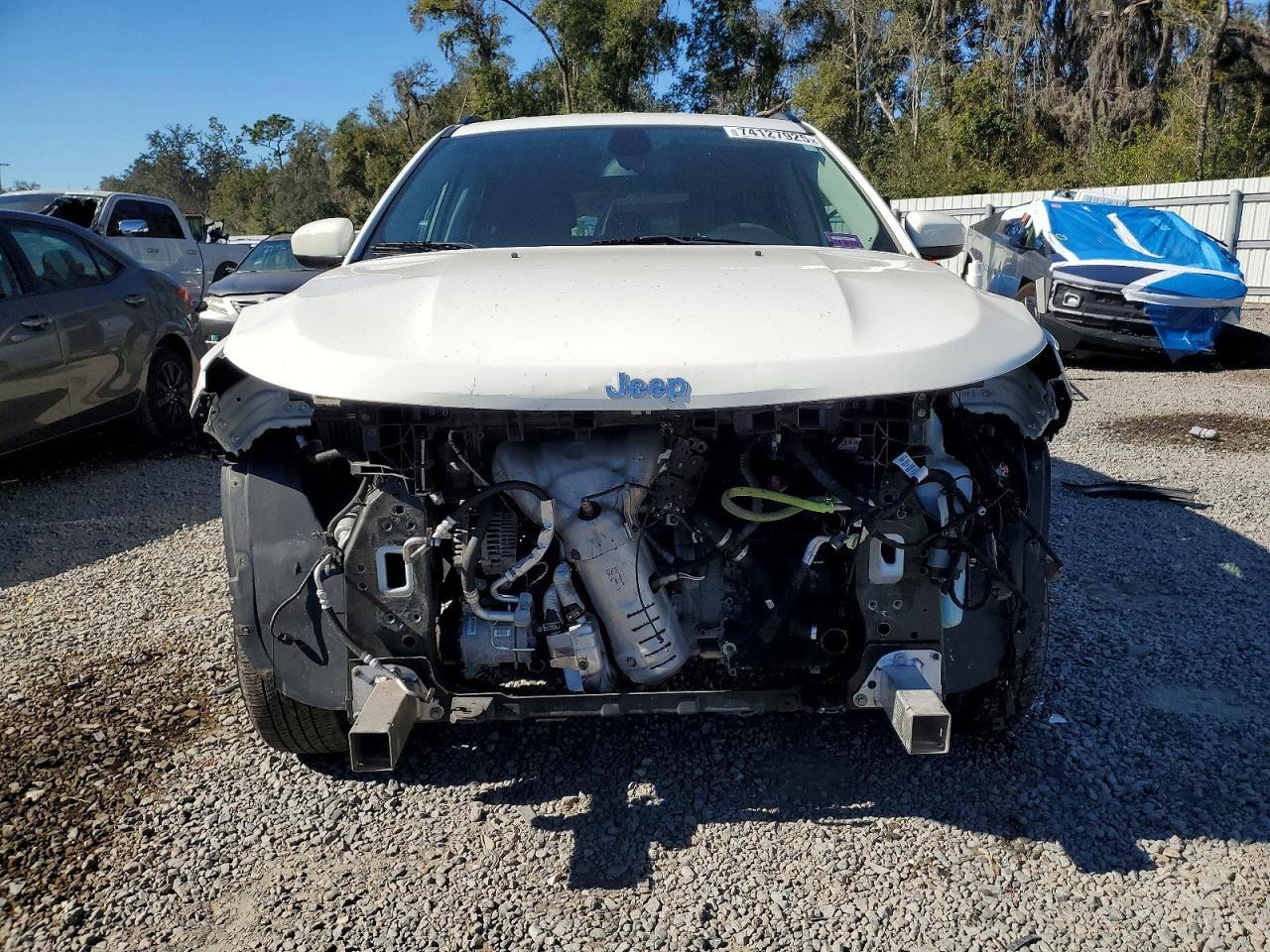 2019 Jeep Compass Latitude - zdjęcie 5