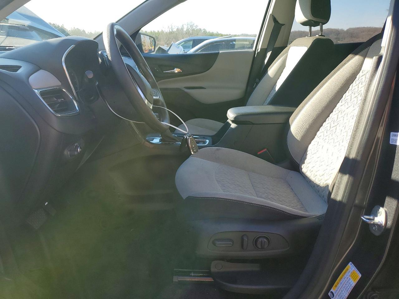 2022 Chevrolet Equinox Ls - zdjęcie 7